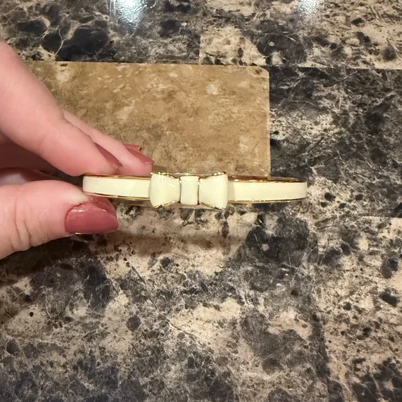 Kate Spade Take a Bow Cream Bangle Bracelet - Picture 6 of 7